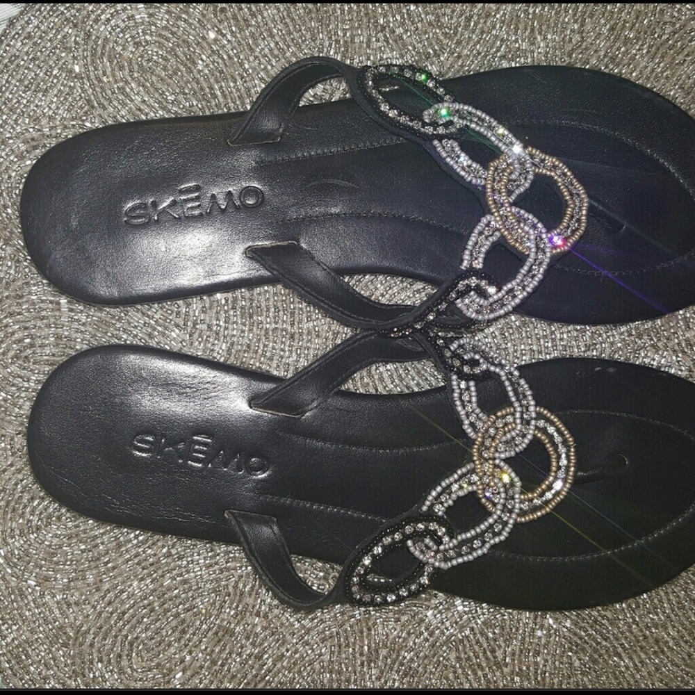 Skemo sandals